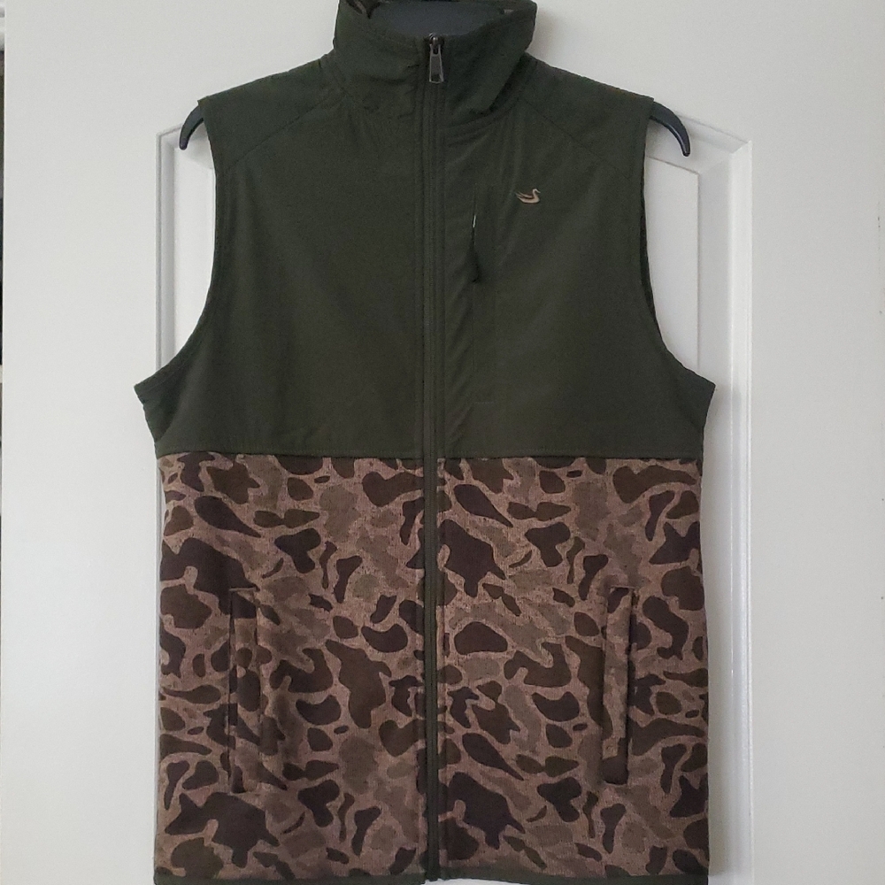 Like New! Southern Marsh Olive and Camouflage Vest